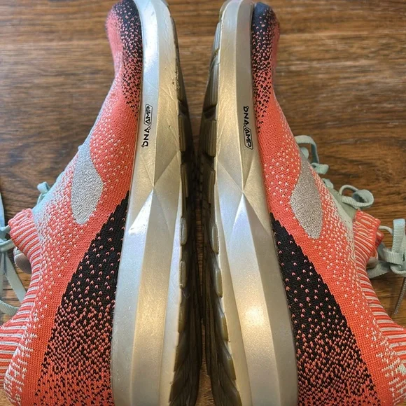 Brooks Levitate 2 Running Shoes - Picture 7 of 7